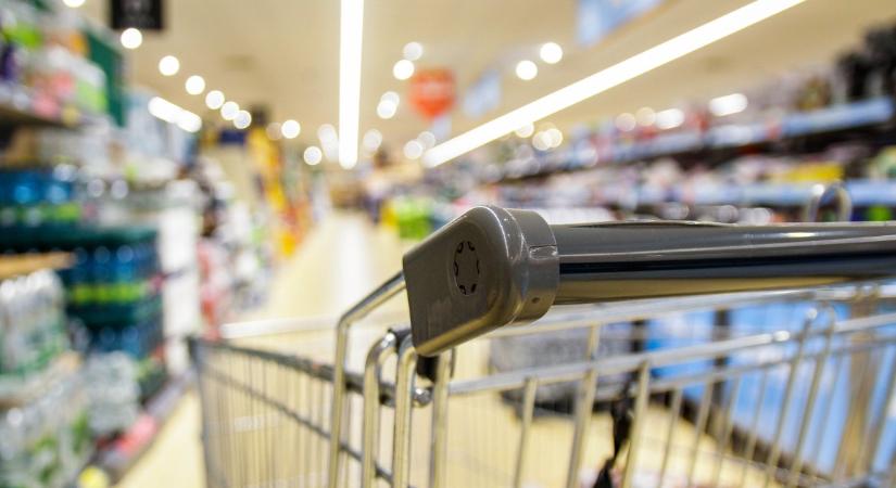 Ebben a pillanatban jött: két budapesti boltját is bezárja a magyarok kedvenc áruháza április végén