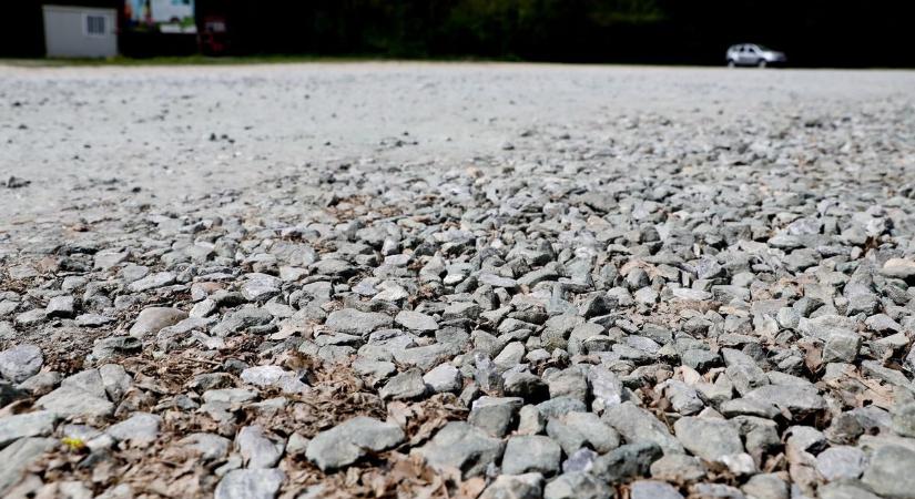 Azbeszt-ügy: Vép is érintett lehet a szennyezett kavics miatt