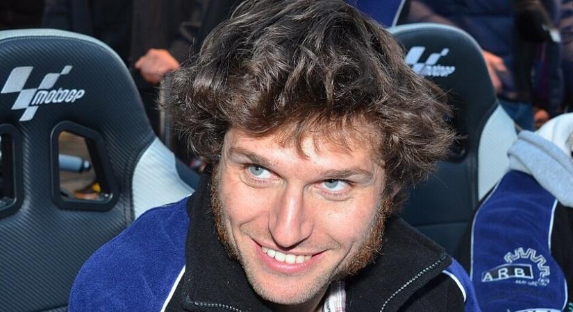 Guy Martin fél évig nem motorozik... közúton - Nem csak a pályán gyors