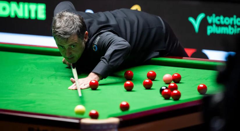 Ronnie O'Sullivan könnyed sikerrel vette az első akadályt a sznúker-vb-n