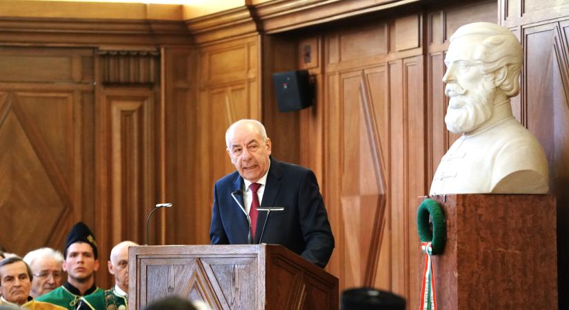 Petíciót indított a Fidesz frakciója