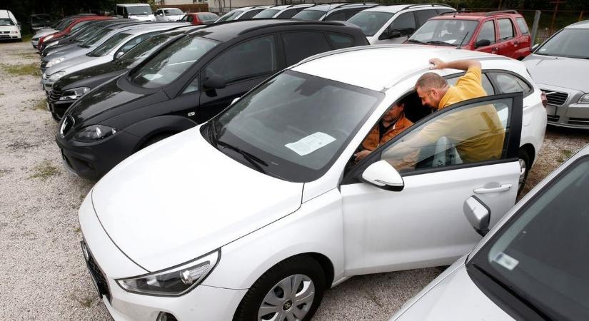 Koppannak a vevők, mint az ócska futómű: ezért ritka Hevesben az olcsó és tuti használt autó