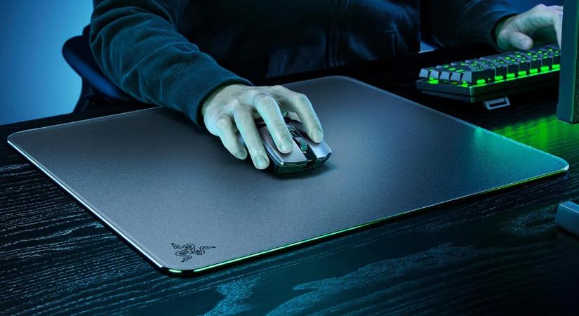 A Razer piacra dobta a világ legvékonyabb, üvegből készült egérpadját, ami nem is tűnik annyira rossz ötletnek, mint ahogy elsőre hangzik