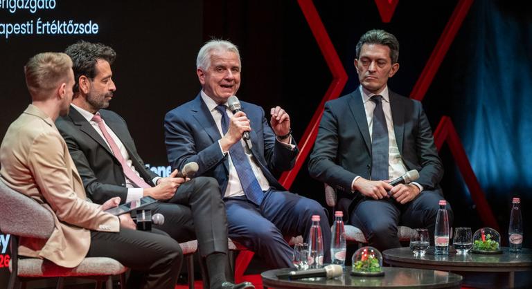 Üzenetet kapott Magyar Péter: Lépni kell!