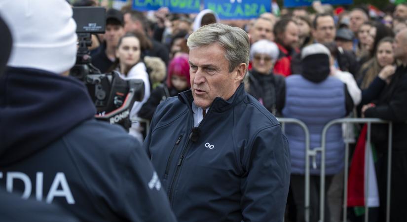 Kapitány István: A minimálbér személyi jövedelemadója 9 százalék lesz, a mediánbér alatt mindenki szja-ja csökken