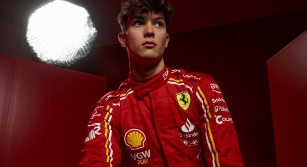 Bearman elmesélte, hogyan győzte meg a Ferrarit