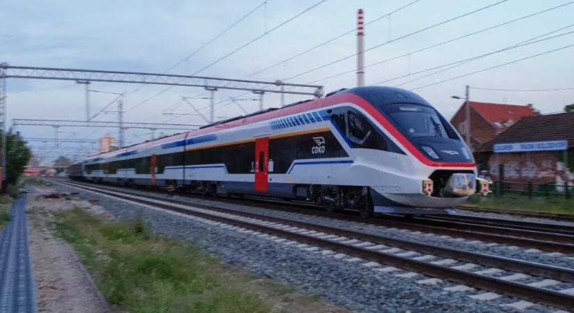 Már a kínai gyártású Sólyom-vonatok is járnak Belgrád és Szabadka között