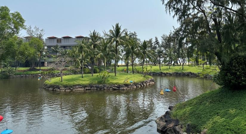 A hős Szingapúrból érkezett