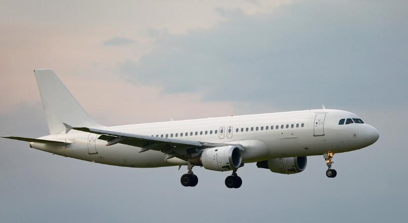 Vészjósló hír Ferihegyről: csak pár napra elég a kerozin, a nyaralások is veszélybe kerülhetnek