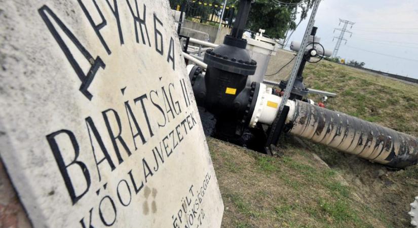 Zelenszkij: a Barátság kőolajvezték újra üzembe helyezhető