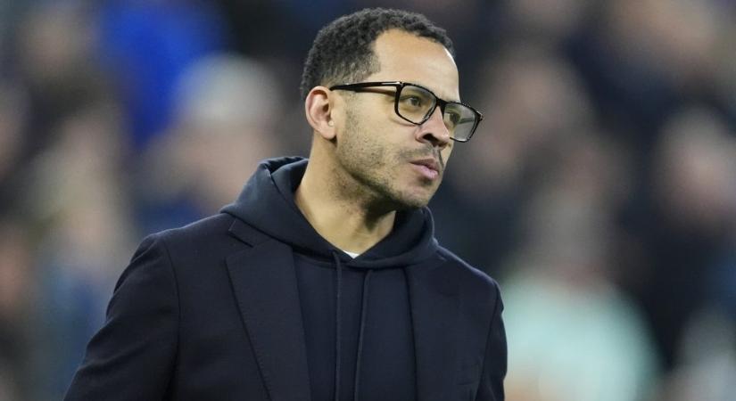 A történelmi mélységbe zuhanó Chelsea kirúgta az edzőjét