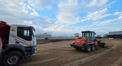 Hat percre a termináltól: több mint húszezer négyzetméteres parkoló épül Vecsésen
