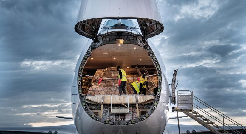 A DSV, a Microsoft, a United Airlines és a Phillips 66 összefogásával 11 millió gallon fenntartható repülőgép-üzemanyag válik elérhetővé