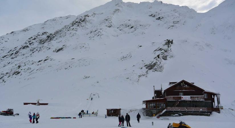 Jelentős a lavinaveszély a Fogarasi-havasokban és a Bucsecs-hegységben