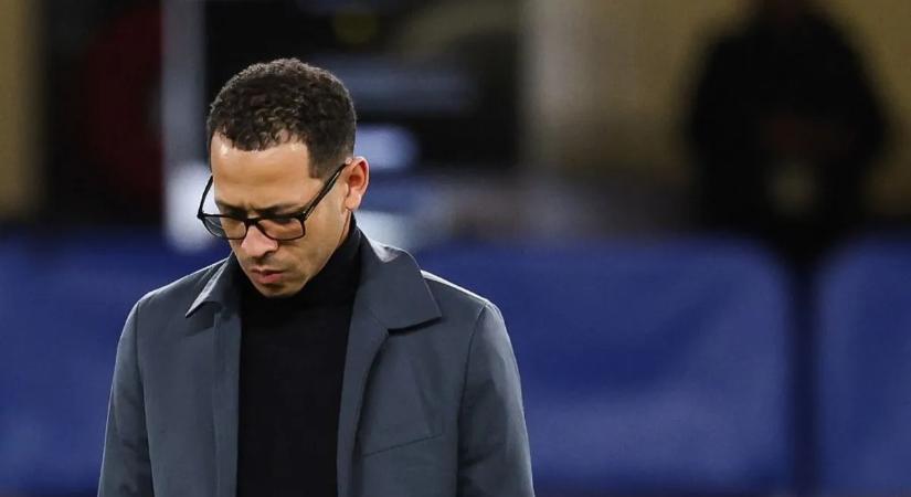 Három hónap után kirúgta edzőjét a Chelsea