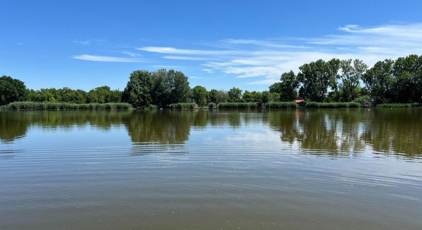 Egyre alacsonyabb a vízszint: megkezdik a Holt-Tisza feltöltését Tiszaugnál