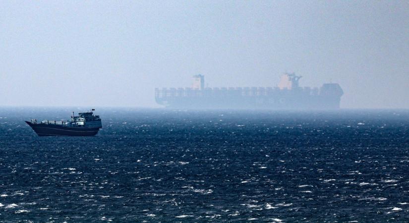 A tűzszünet kirívó megsértése miatt Irán nem nyitja meg a Hormuzi-szorost
