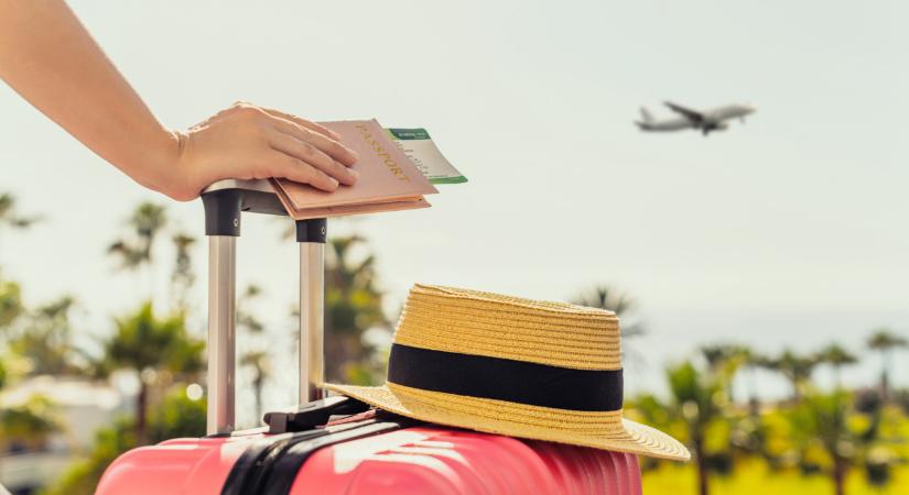 Hatalmas fordulat az utazási szokásokban: turisták milliói menekülnek a feszült régiókból, Magyarország nagyot kaszálhat rajta