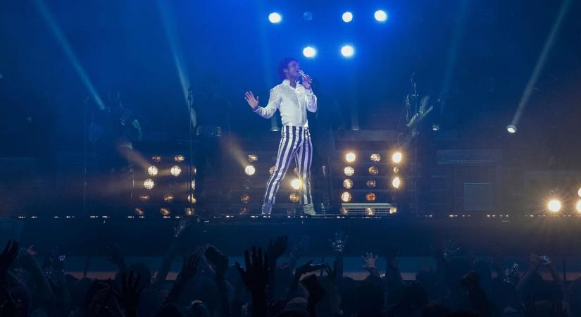 A Michael Jackson-film elkerüli a kínos kérdéséket, de ezzel jártunk a legjobban