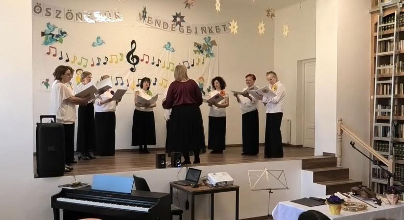 Felemelő zenei találkozó Dunavecsén