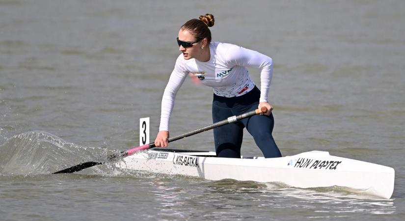Papírforma győzelmek a második napon