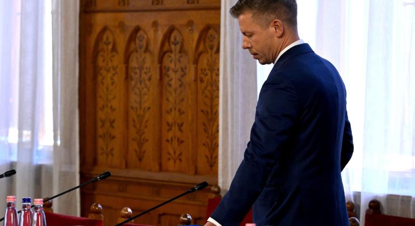 Ex miniszterelnök-jelölt jelentkezett be a köztársasági elnök címéért