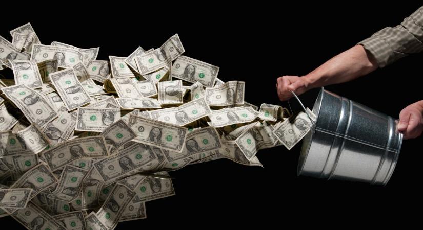 Pénzhoroszkóp: az Oroszlán külföldön csinálhat sok pénzt, a Nyilas mesés jutalékot kap, a Szűznek rendeznie kell a papírjait