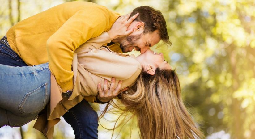 Napi horoszkóp 2026. április 23.: ma egy kicsit érzelmesebb lehetsz