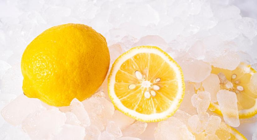 Anyósom esküszik a fagyasztott, reszelt citromra: elképedsz, ha megtudod, mit tesz az egészséggel