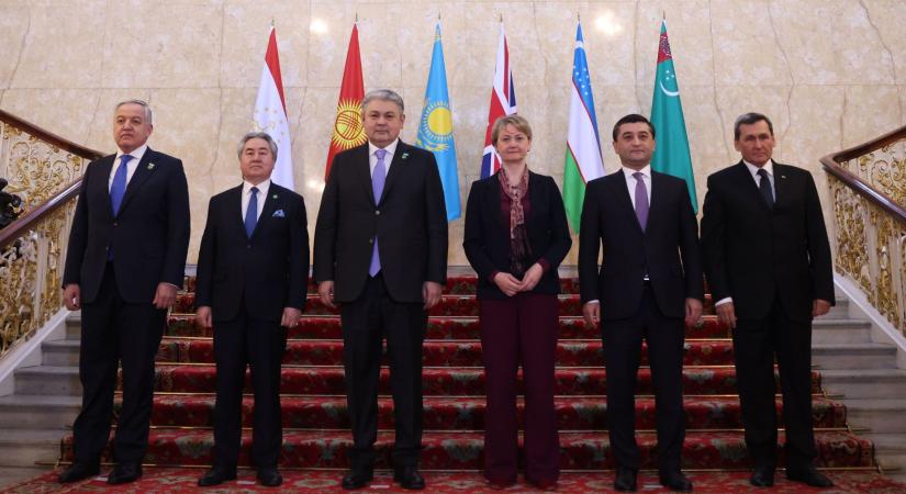 Nem szabad hátat fordítani Közép-Ázsiának