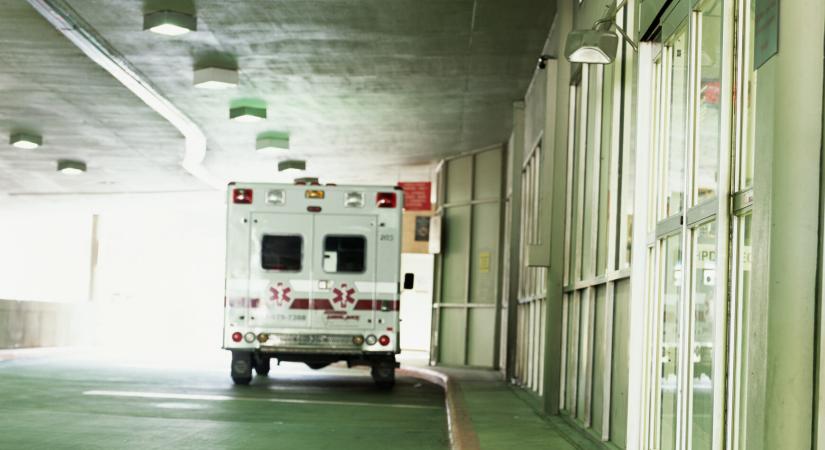 Volt szakszervezeti vezető: „Féltek a mentősök, hogy kirúgják őket, ha panaszkodnak”