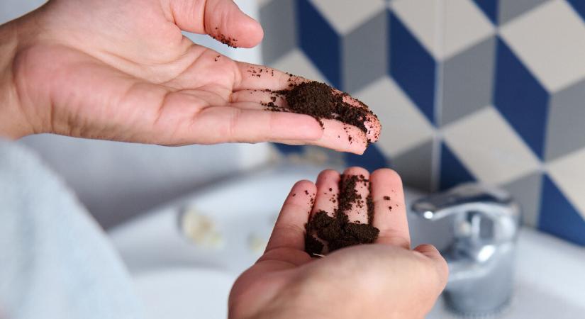 Mit tud együtt a kávézacc és a szódabikarbóna? Nem véletlenül használják a kombinációt