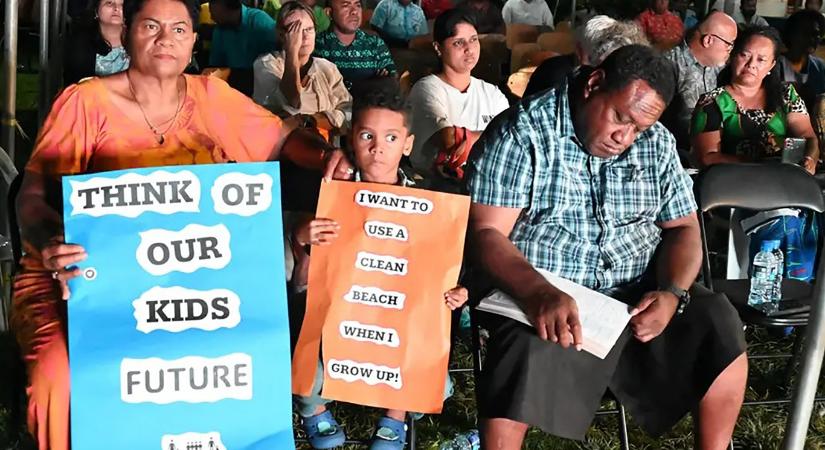 Ausztrál milliárdosok jó ötletnek tartották, hogy a Fidzsi-szigetekre szállítanának hulladékot és ott égetnék azt el, erre fellázadtak a helyiek