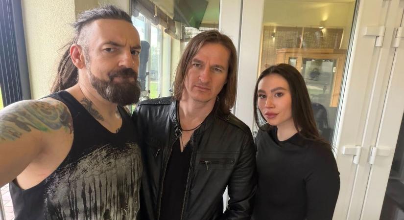 Hamarosan érkezhet a legújabb dala Sidi új zenekarának