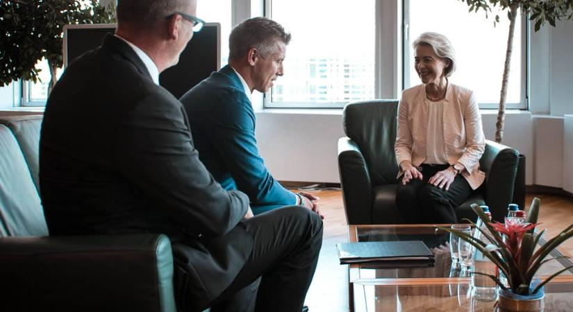 Nem elég a kormányváltás: ezeket követeli Brüsszel a befagyasztott magyar pénzekért