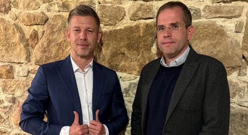 „Ha Magyar Péter kormánya rossz irányba fordulna, Ruff Bálint egyfajta bányarigóként működhet”