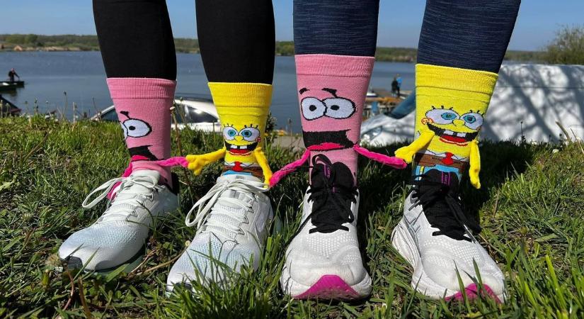 A gyáva nyúl bemegy a nyúlcipőboltba