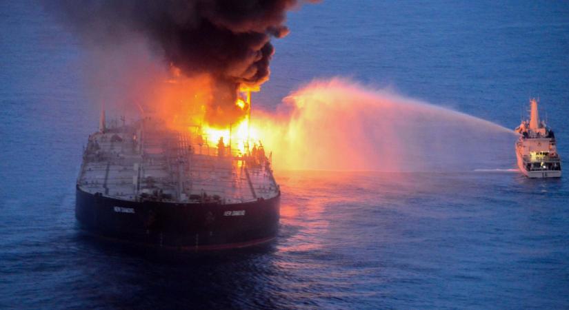 Folytatódik a blokád, hajókat foglalt el az iráni hadsereg a Hormuzi-szorosban