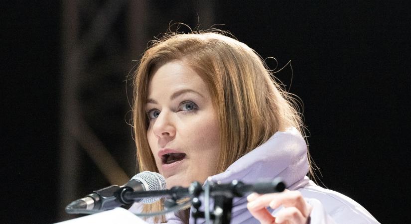 Fancsikai Eszter: „Lehet keresnivalóm a humor nagyágyúi között”