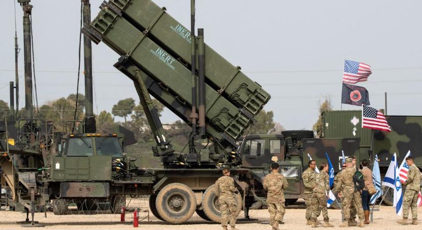 Az iráni háború felzabálta az amerikai rakétakészleteket