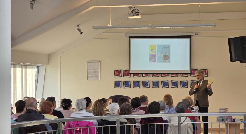 Bősze Ádám tartott könyvbemutatót a MÉLIUSZ Központi Könyvtárban