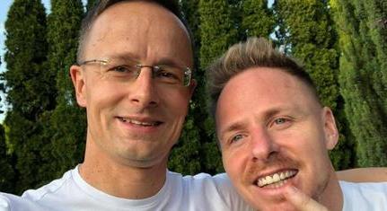 Szijjártó Péter imádkozik azért, hogy Magyarországot ne tudják belerángatni a háborúba