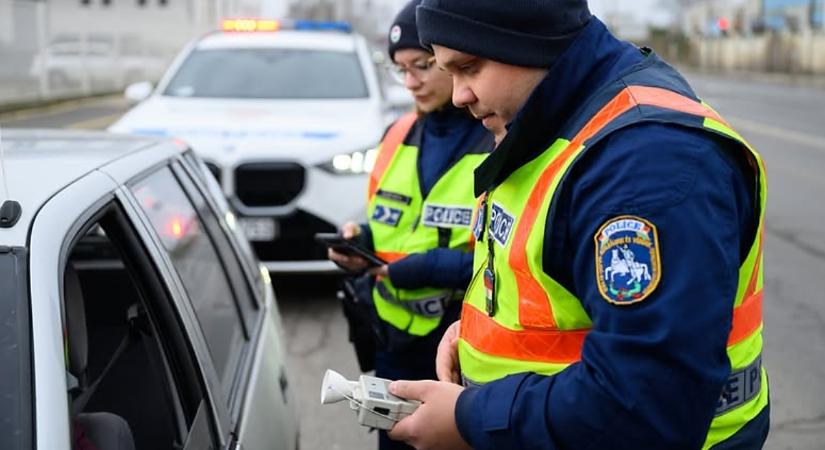 Két deci tömény után is kocsiba ült, kétszer is megállították a rendőrök Debrecenben