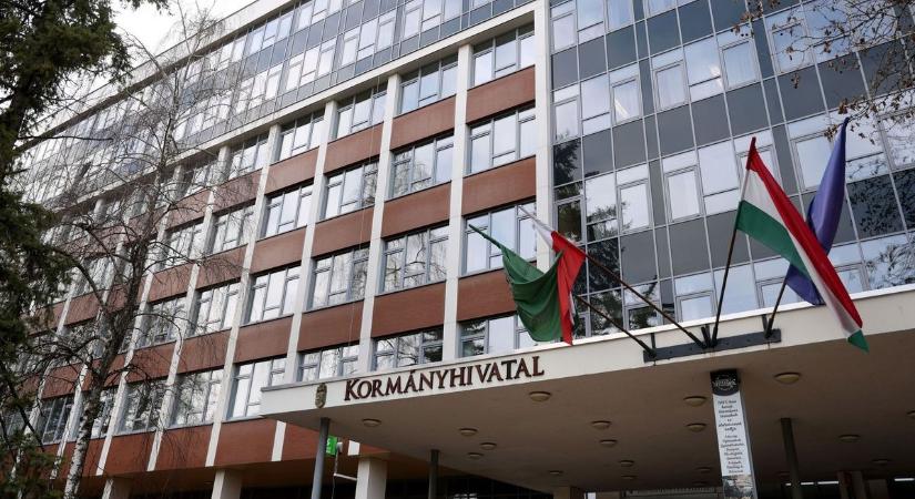 Nem kell többé sietni a munkából: rugalmasabb lett a kormányablak Szegeden