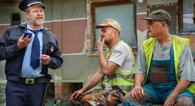 A lakók többségét zavarja, költöznie kell A mi kis falunknak a pilisszentléleki ingatlanokból