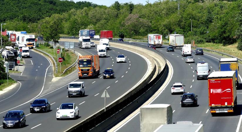 Riasztott a NAV: több százezer autós kerülhet komoly bajba