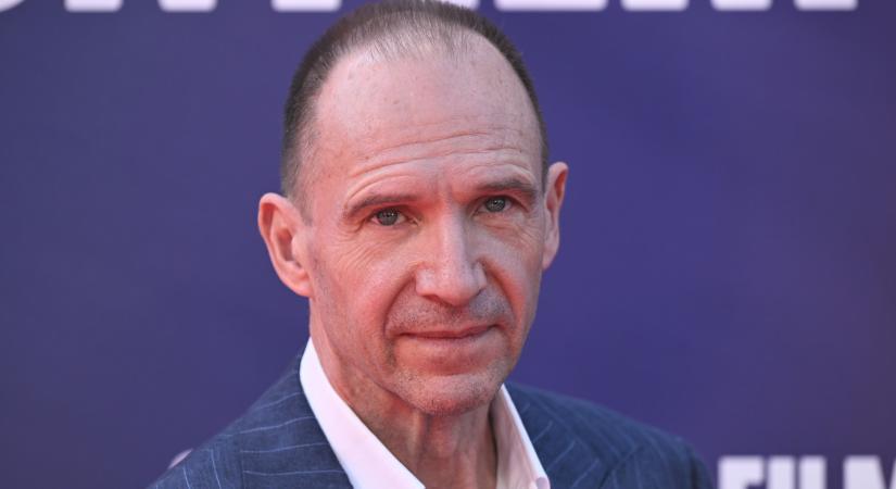 A korábbi Voldemort kikotyogta: ez a színész lesz a tökéletes utódja