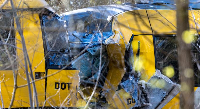 Összeütközött két vonat Dániában, többen megsérültek