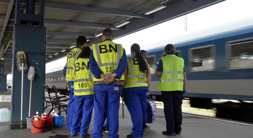 A GVH 672 ezer forintra büntette a NER kedvenc takarítócégének tulajdonosát, mert késve jelentette be, hogy megszerzett egy céget