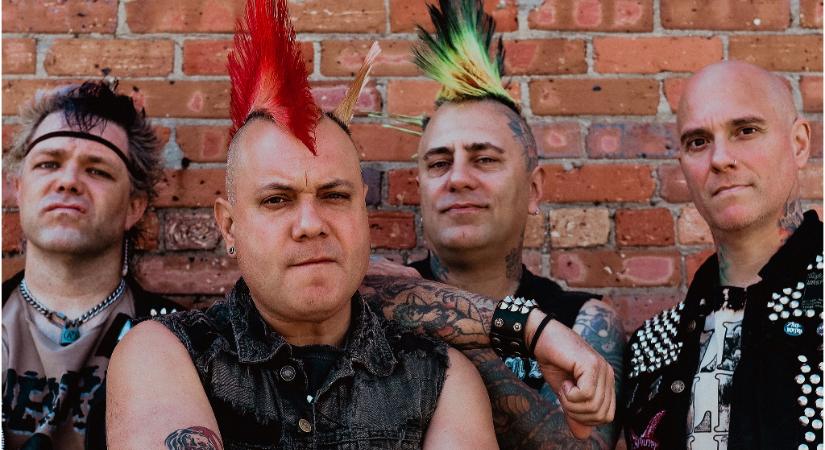 A robbanás előtt egy pillanattal: nyolc év után tér vissza Budapestre a New York-i punklegenda